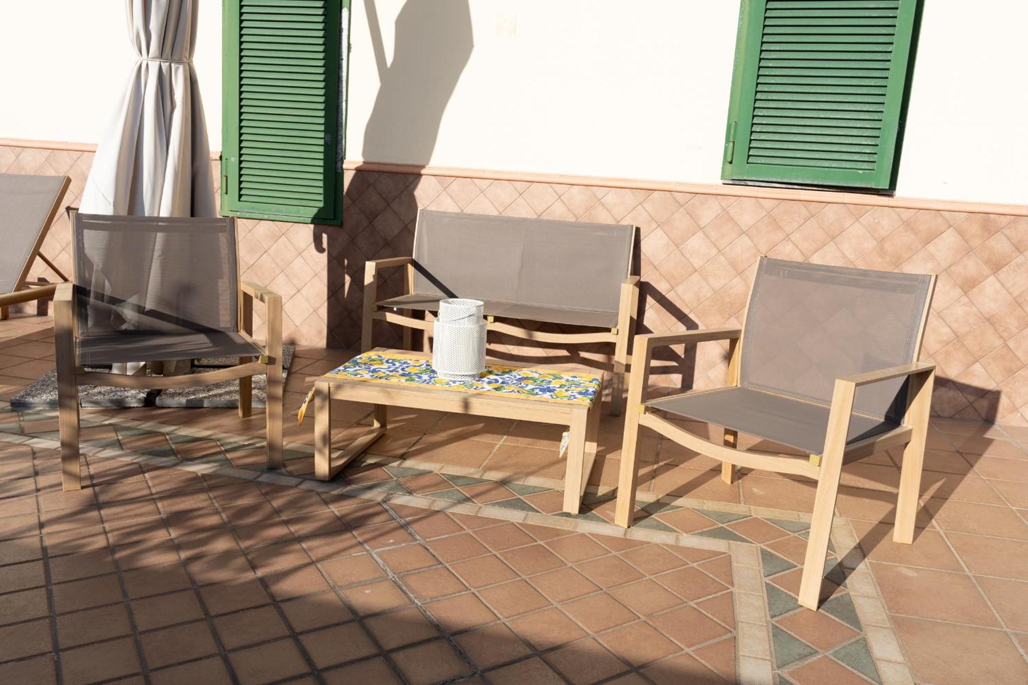Hotel L'Attico Fuggente à Naples Extérieur photo