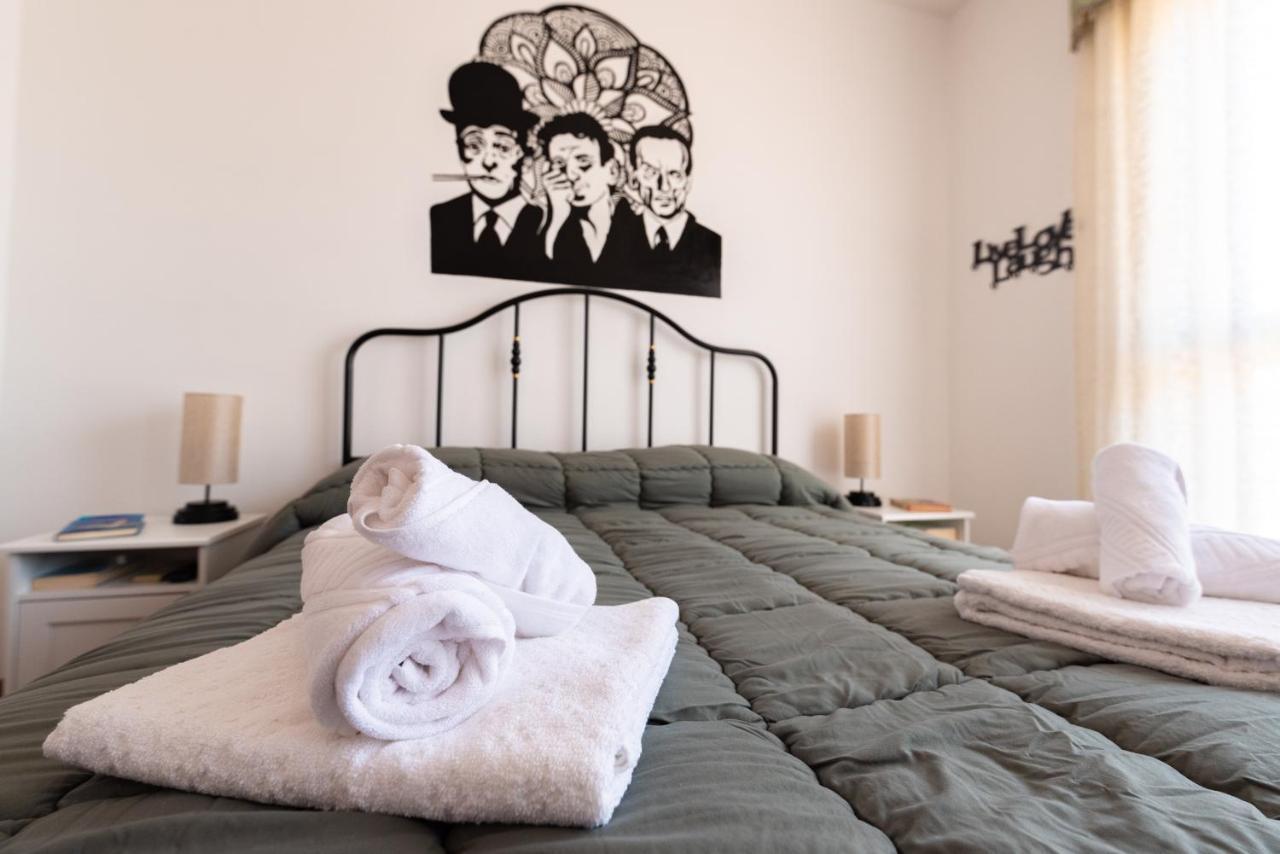 Hotel L'Attico Fuggente à Naples Extérieur photo